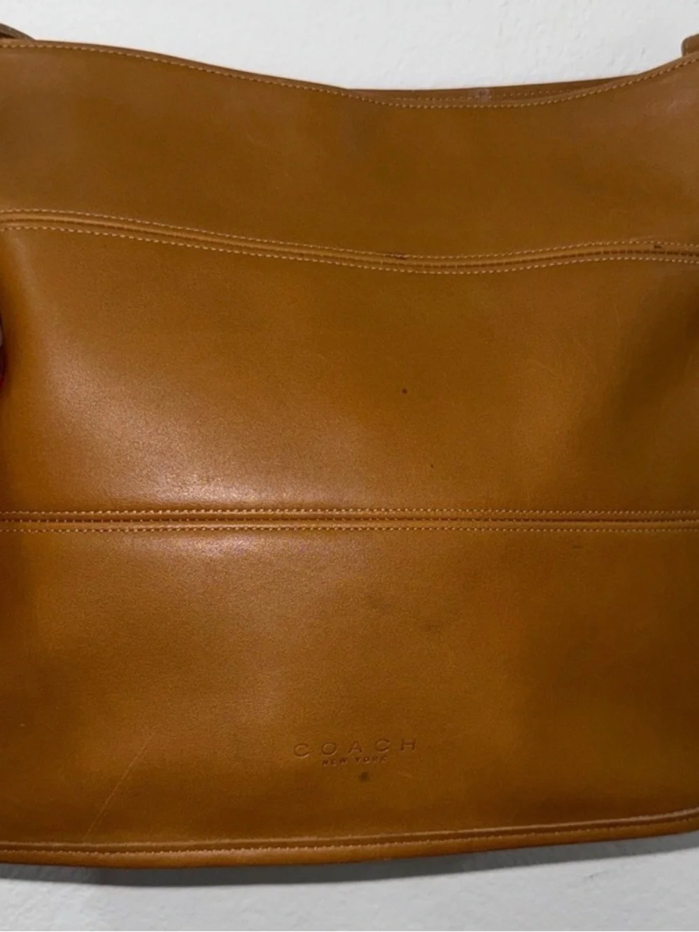 VTG rare Coach Leather Bucket Shoulder Bag - Tan